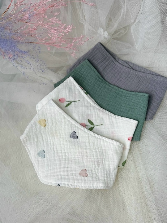 Муслиновый нагрудник